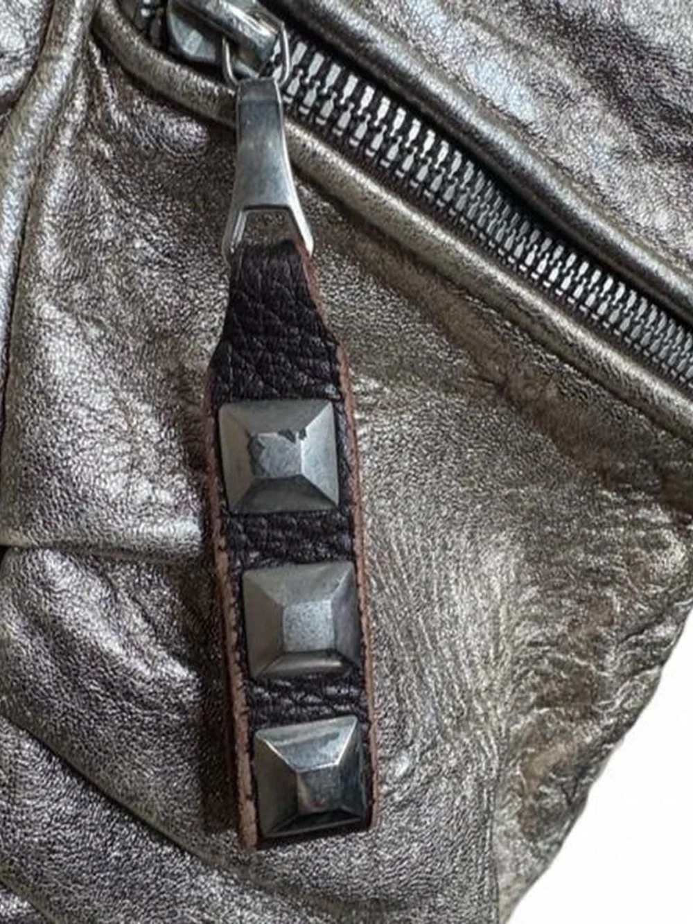 Y2K Vintage Tylie Malibu metallic leather slouchy hobo bag